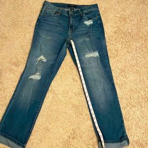 D. Jeans sz 10 distressed jeans